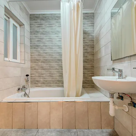 Bright & Airy 2br Close To Valletta & Sliema Gwardamanga