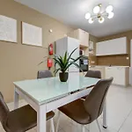 Bright & Airy 2br Close To Valletta & Sliema Tal Guardamangia