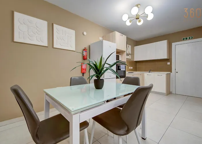 Bright & Airy 2br Close To Valletta & Sliema Tal Guardamangia