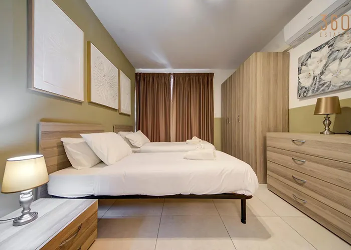 Bright & Airy 2br Close To Valletta & Sliema Apartament Tal Guardamangia