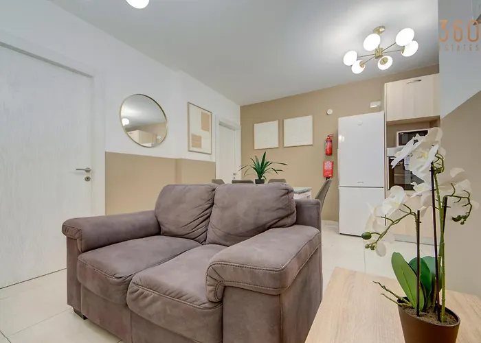 Daire Bright & Airy 2br Close To Valletta & Sliema Tal Guardamangia